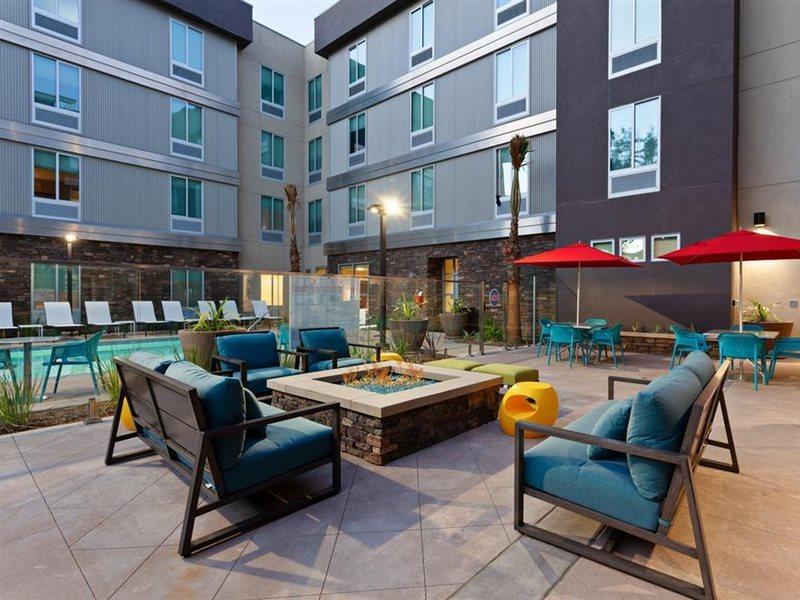 Home2 Suites By Hilton Temecula Eksteriør bilde